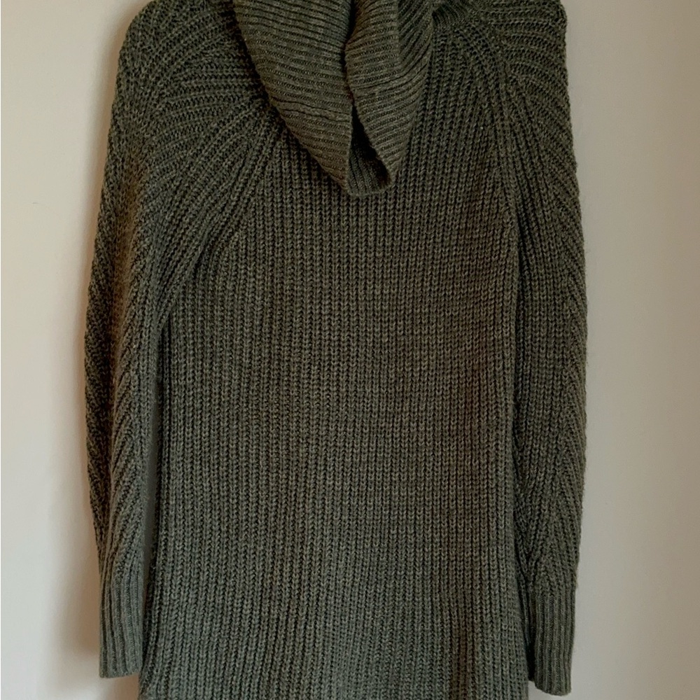 Women's Olive Green Sweater